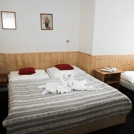 Hotel Atlas 3*